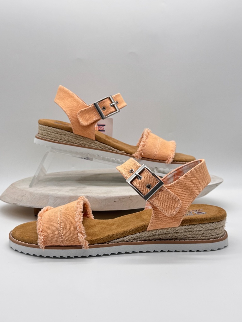 Skechers BOBS Desert Kiss Adobe Princess Sandals Coral Pink 9 NWT New Canvas